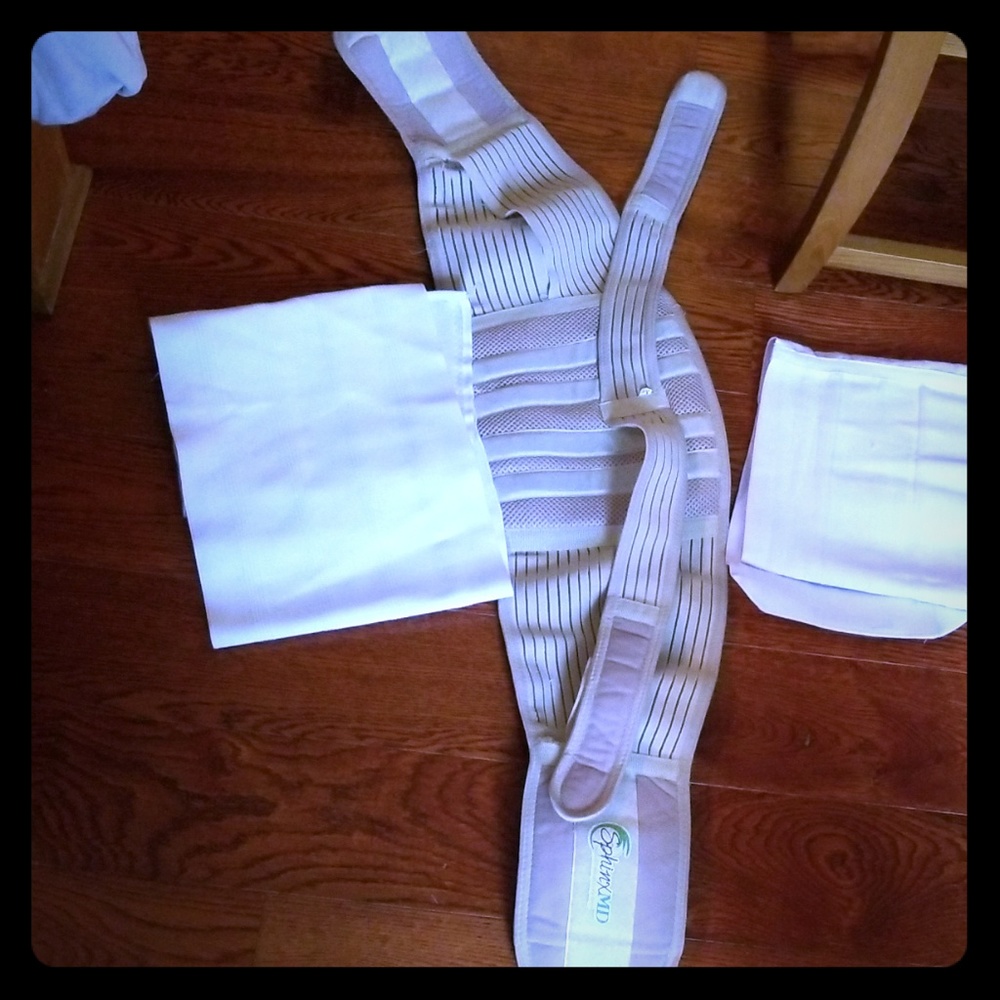 Maternity belt and postpartum belt